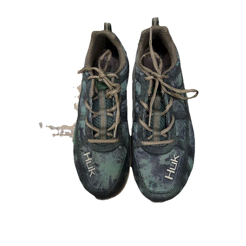 Huk Attack Performance Fishing Lace Up Sneakers In Green Camo Sz 11